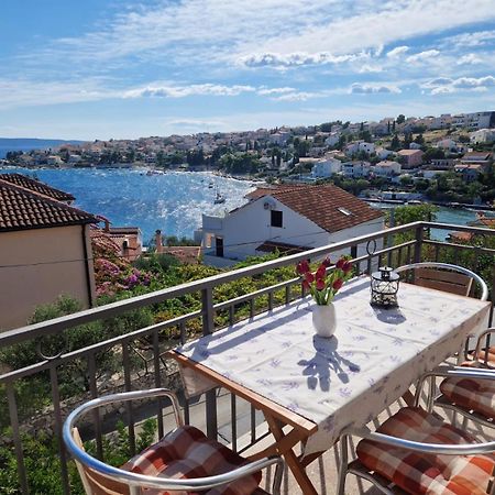 Apartmani Anna Trogir Buitenkant foto
