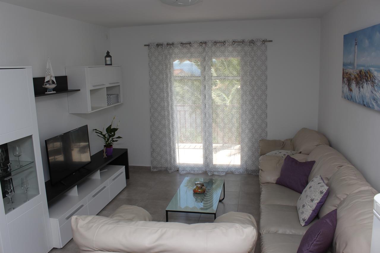 Apartmani Anna Trogir Buitenkant foto