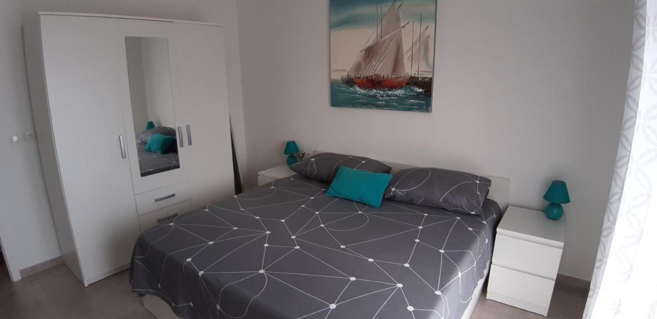 Apartmani Anna Trogir Buitenkant foto