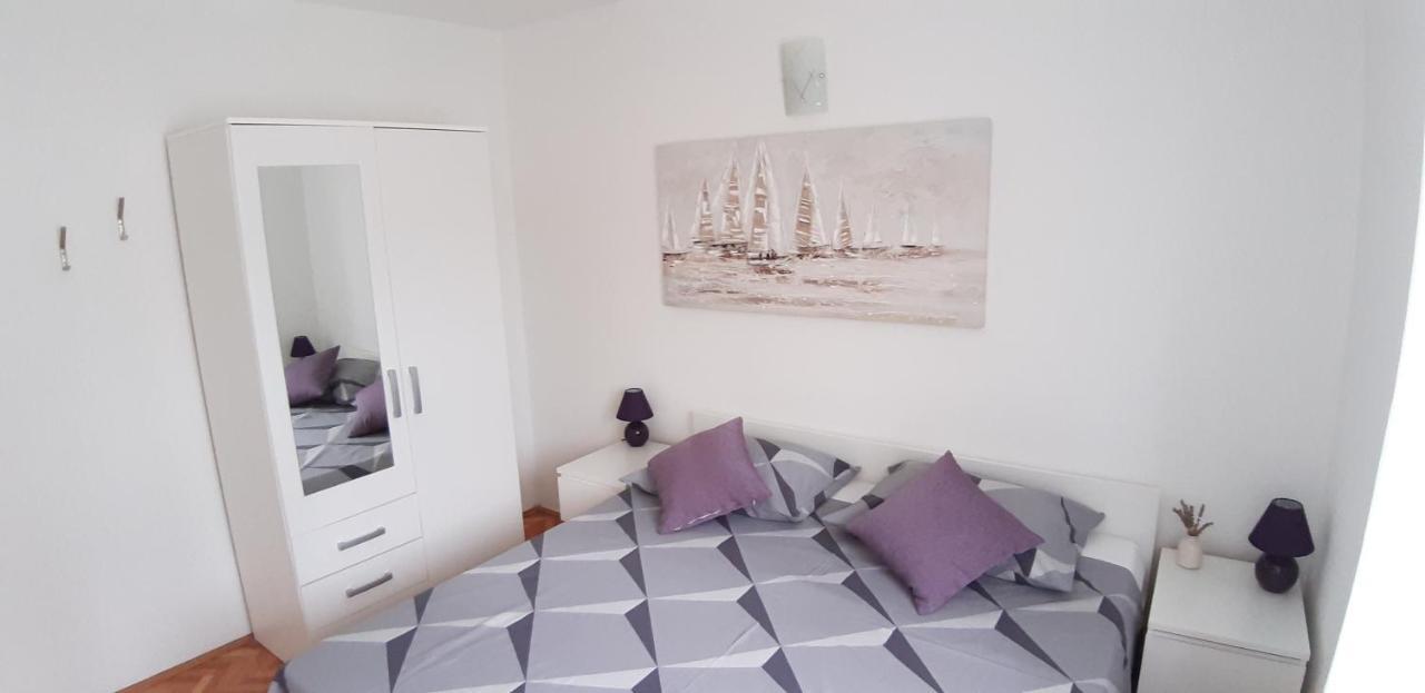 Apartmani Anna Trogir Buitenkant foto
